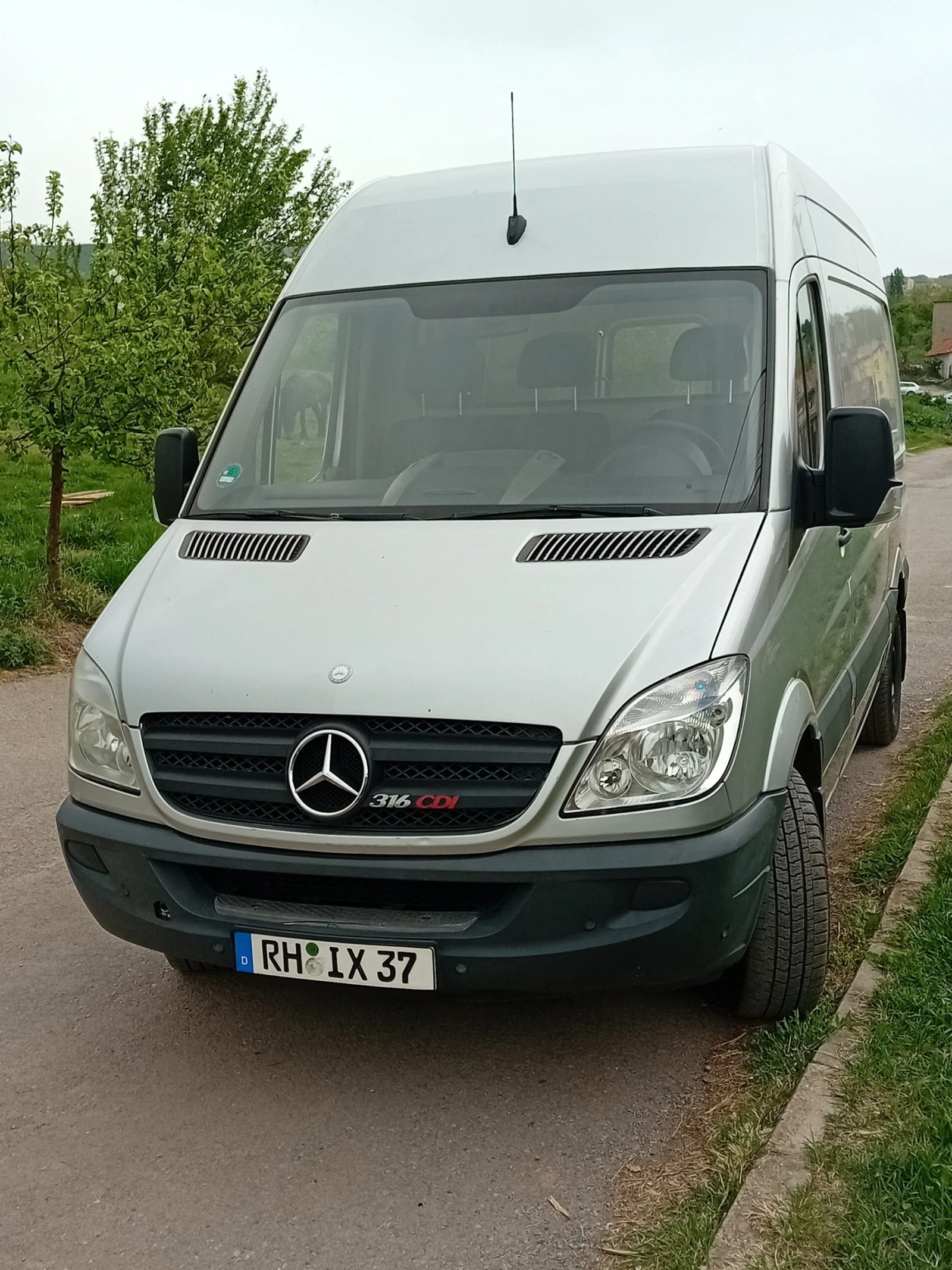 Mercedes-Benz Sprinter 316 2.2 163 - изображение 5