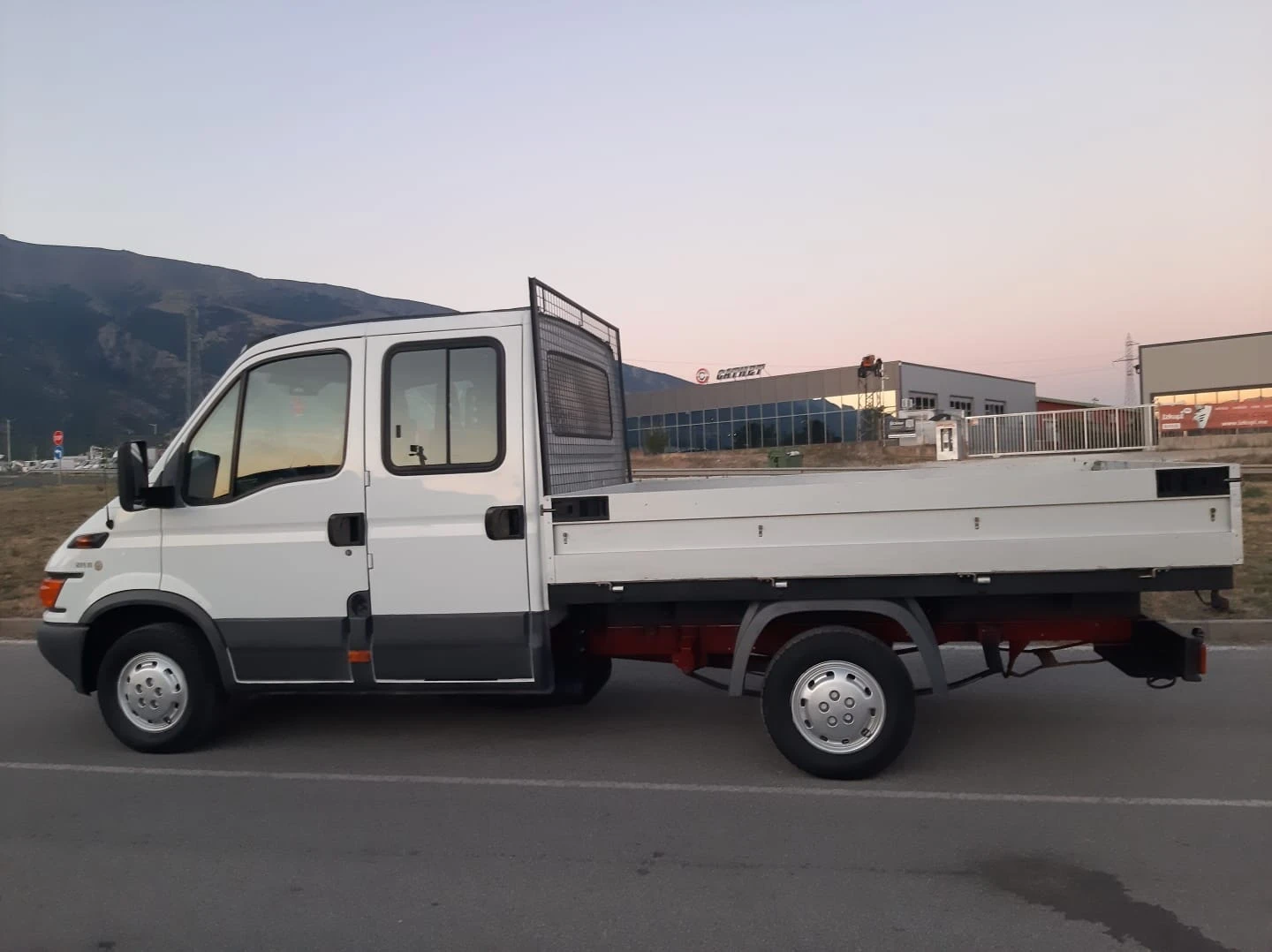 Iveco 35c11 2.8 топ състояние 3.0 на2.20 7 места - изображение 4