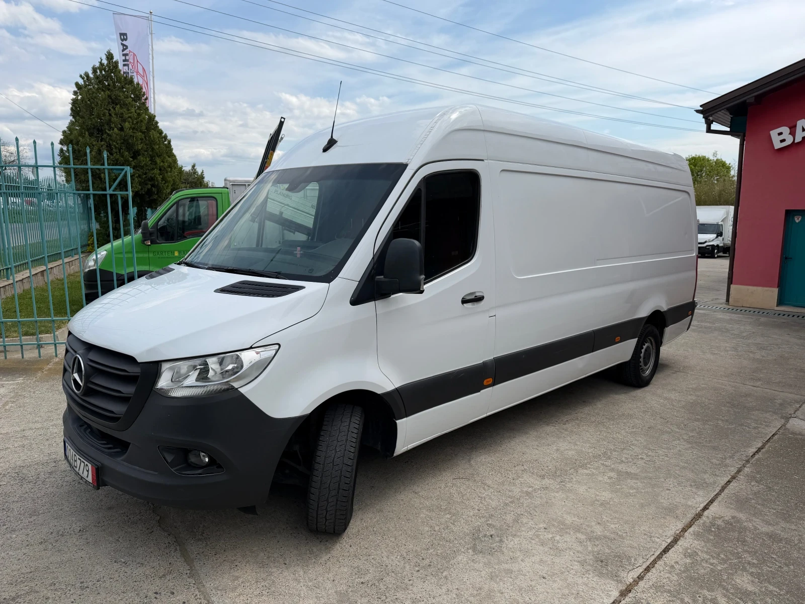 Mercedes-Benz Sprinter 317 CDI* MAXI* NAVI* Климатроник, снимка 2 - Бусове и автобуси - 54355183