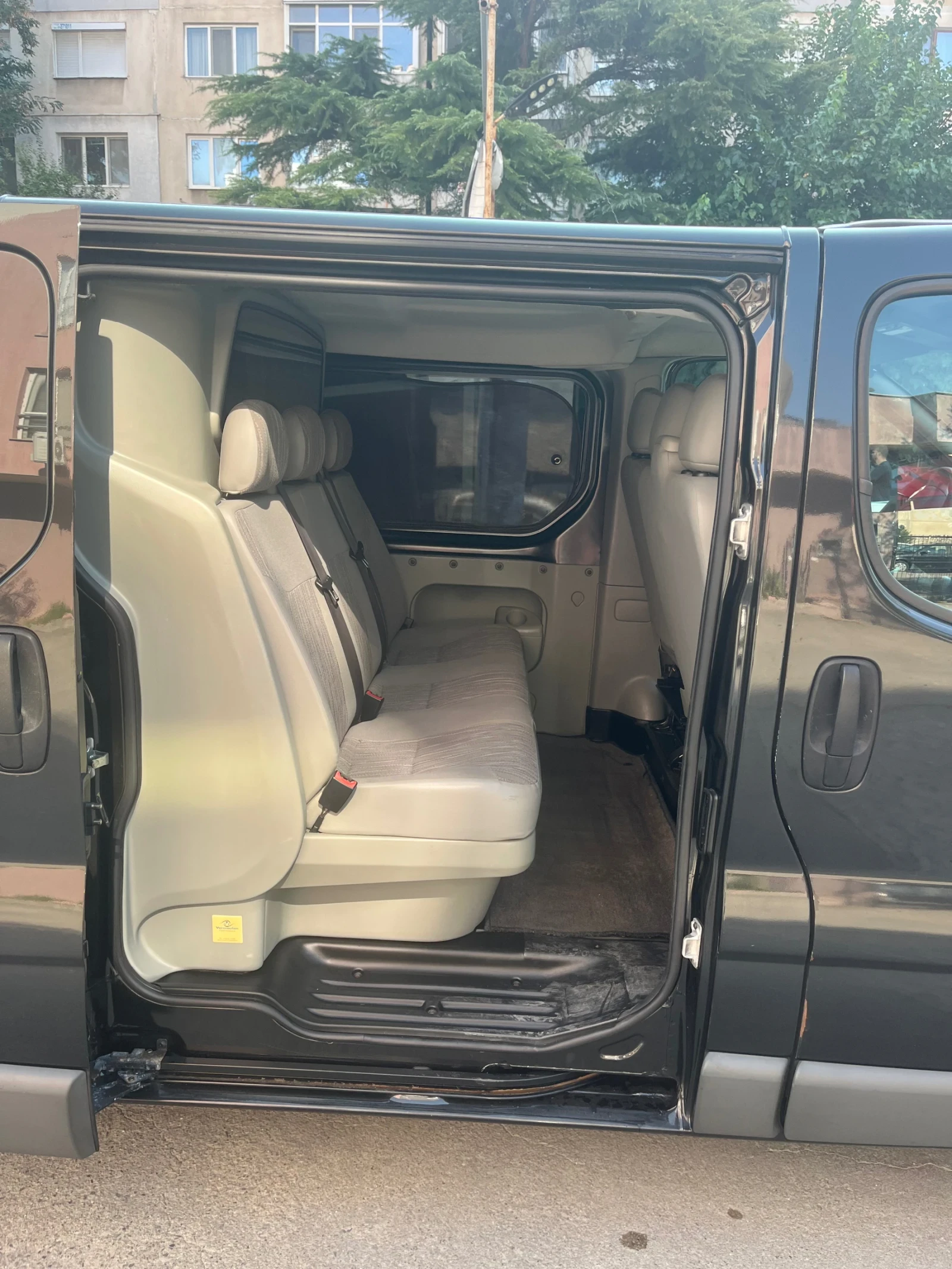 Nissan Primastar, снимка 6 - Бусове и автобуси - 55601699