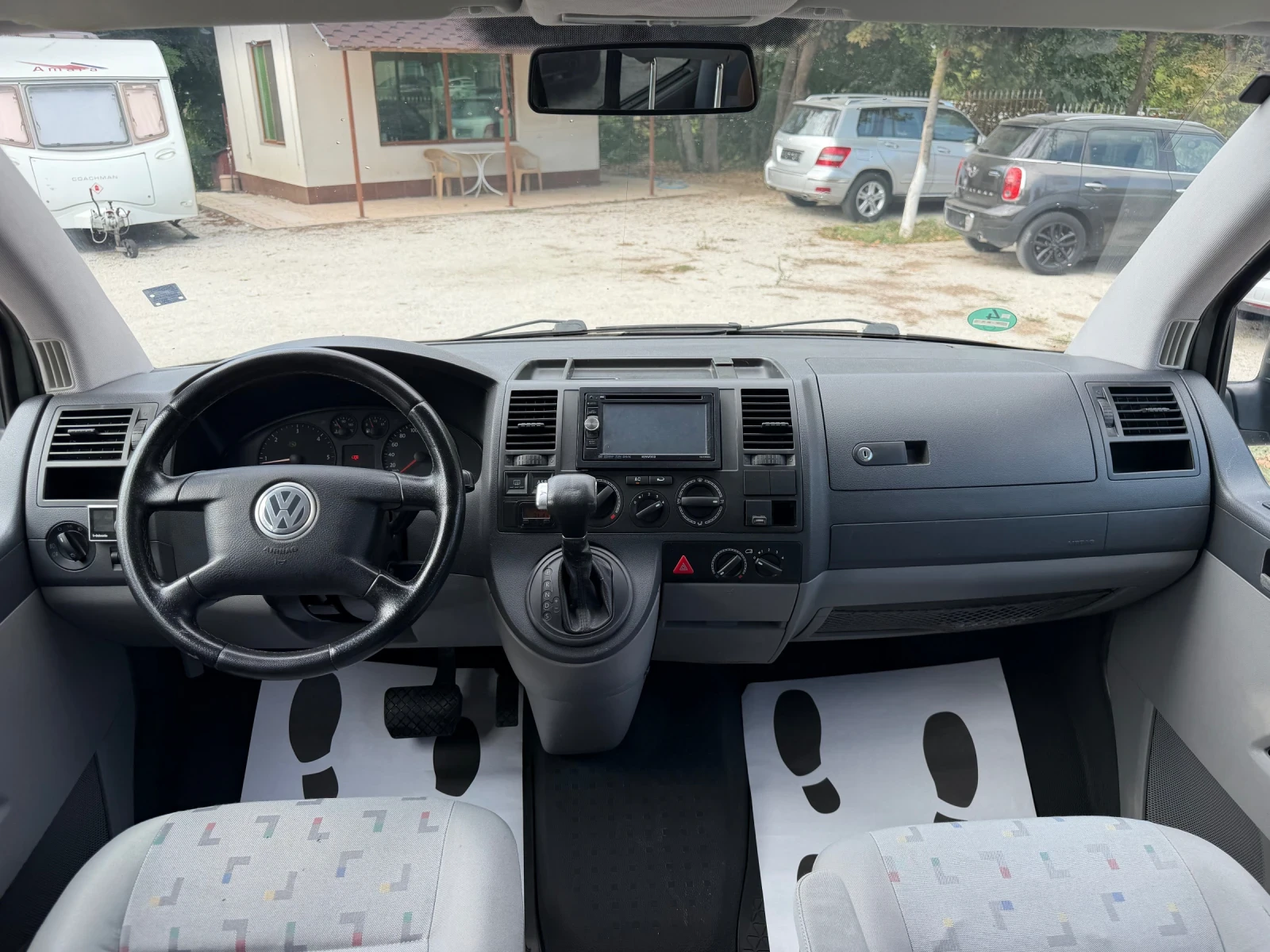 VW Transporter T5/2.5Tdi/130ps/8мест., снимка 12 - Бусове и автобуси - 55752354