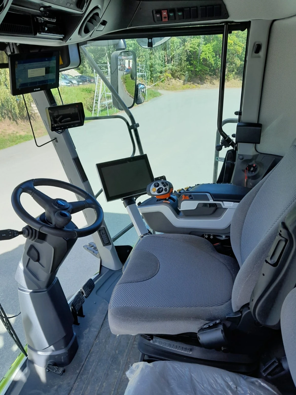 ������� Claas LEXION 8700 + CLAAS VARIO 1080 ��������� ������ | Mobile.bg � ����������� 6