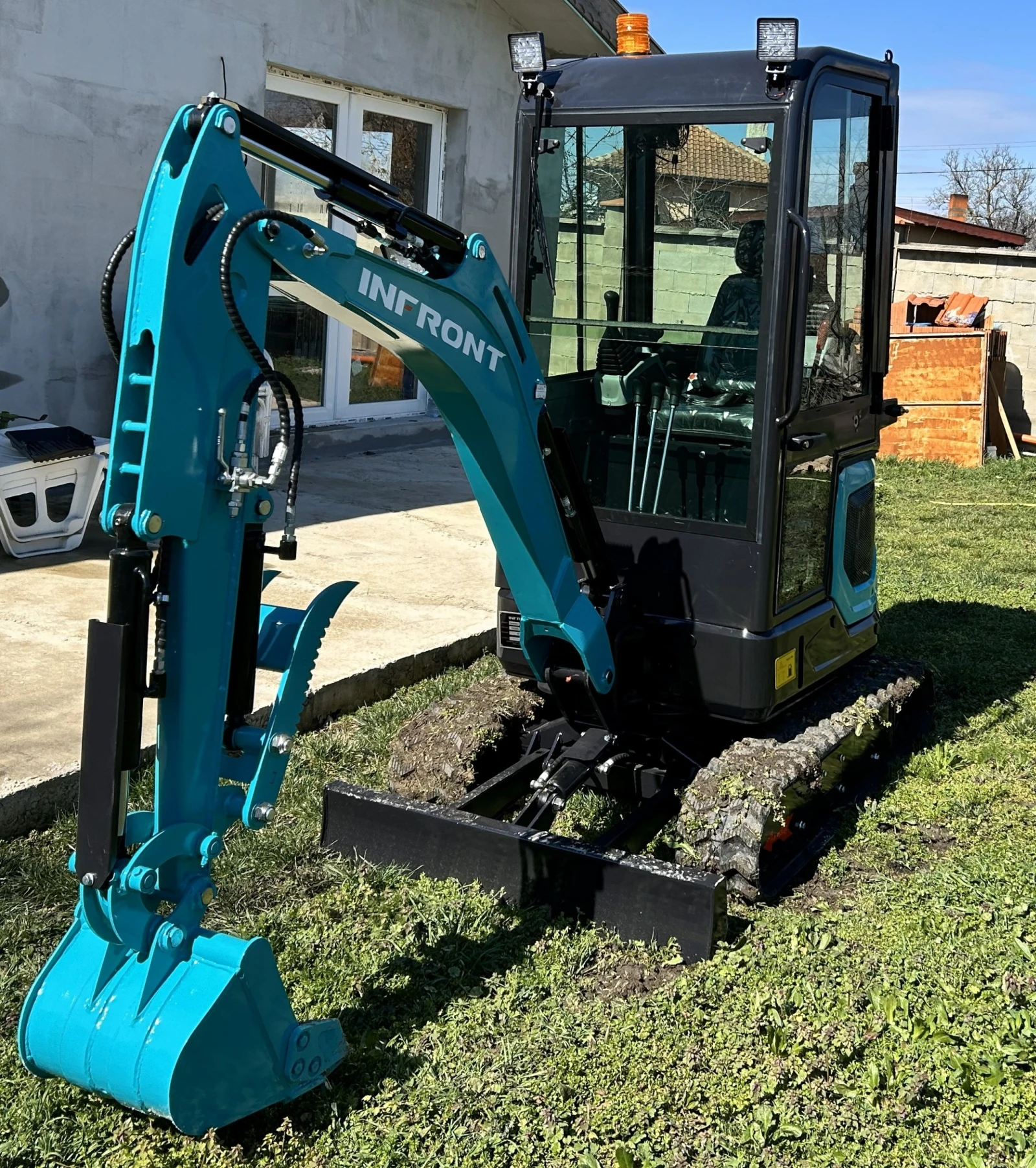 ����� YFE18 | Mobile.bg � ����������� 2