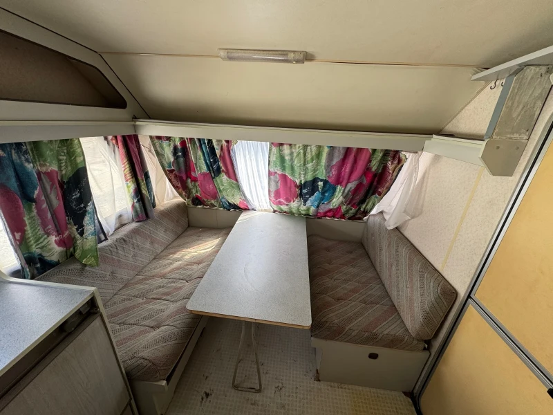 Каравана Beyerland, снимка 8 - Каравани и кемпери - 51427598