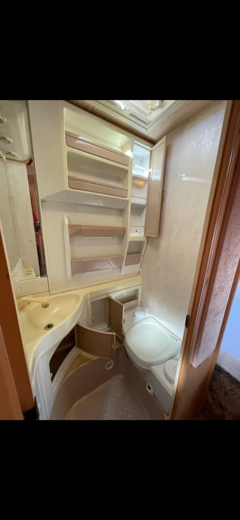 Каравана Tabbert TABBERT COMTESSE-VERDE СУХА, ЧИСТА Готова за път, снимка 10 - Каравани и кемпери - 52579179