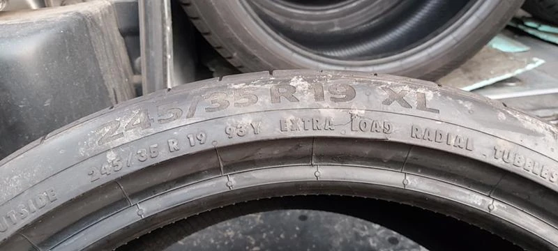 Гуми Летни 245/35R19, снимка 6 - Гуми и джанти - 31487774