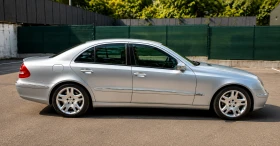 Mercedes-Benz E 320  7 г. лична | История и фактури , снимка 4