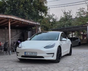 Tesla Model 3  4х4 Европейска Long Range, снимка 9