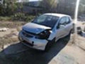 Honda Jazz 1.3 61 кв 83 кс, снимка 5