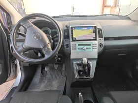 Toyota Corolla verso, снимка 3