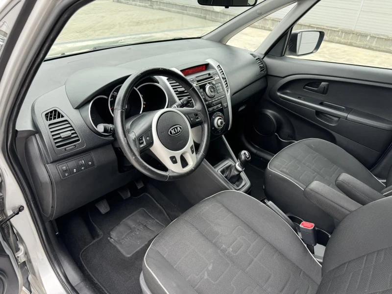 Kia Venga 1.4 gpl, снимка 6 - Автомобили и джипове - 46497687