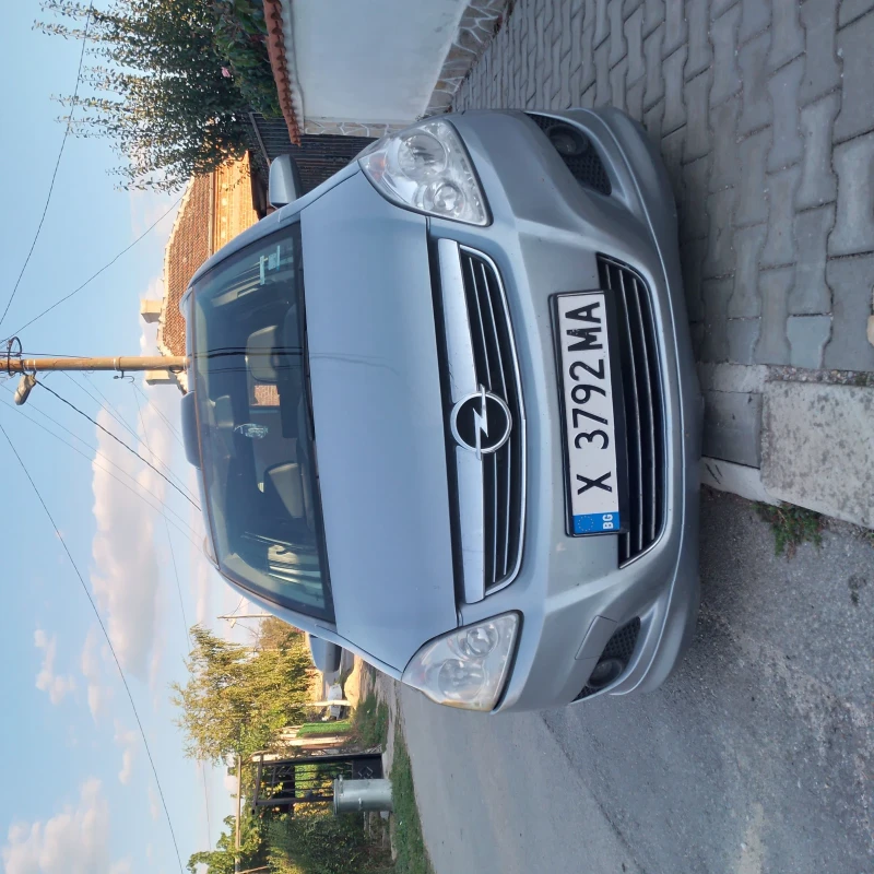 Opel Zafira 1.9, снимка 9 - Автомобили и джипове - 47377488