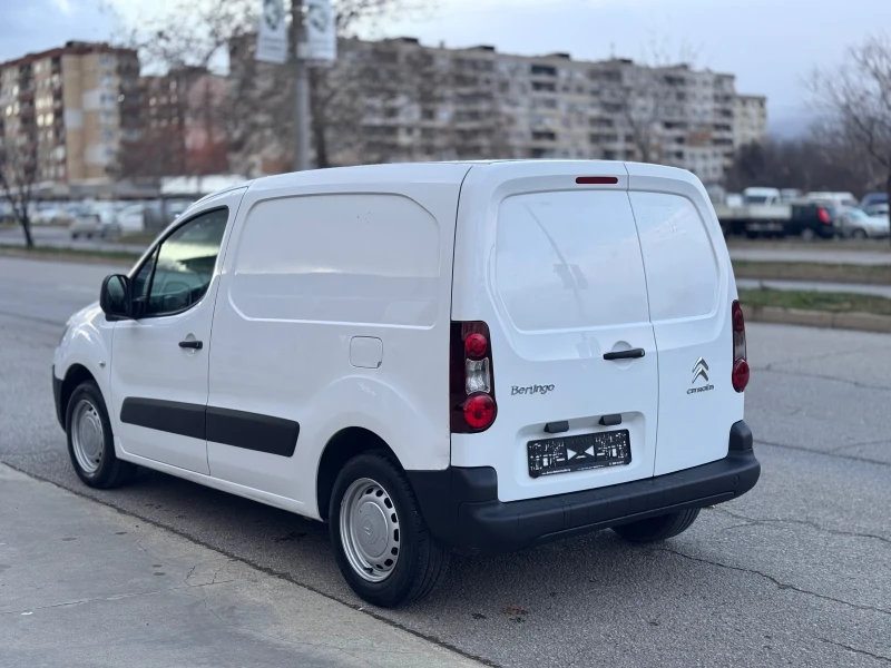 Citroen Berlingo 1.6HDI 75кс * ПЕРФЕКТЕН* , снимка 3 - Автомобили и джипове - 48473163