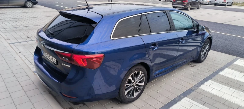 Toyota Avensis 1.6 D4D, снимка 4 - Автомобили и джипове - 48789133