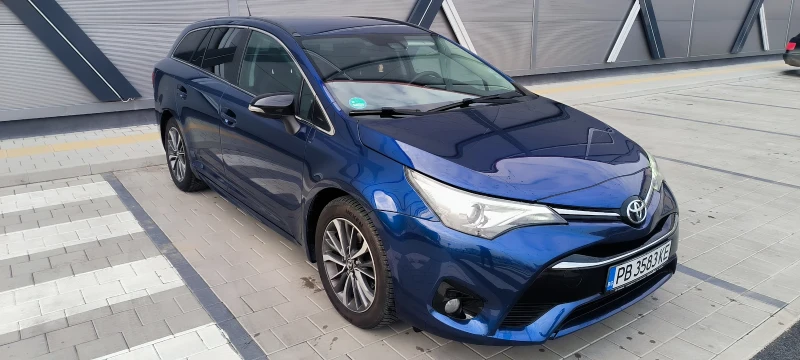 Toyota Avensis 1.6 D4D, снимка 1 - Автомобили и джипове - 48789133