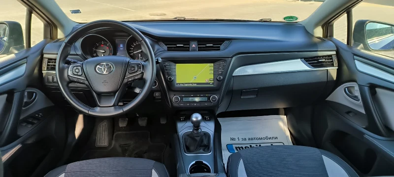 Toyota Avensis 1.6 D4D, снимка 7 - Автомобили и джипове - 48789133