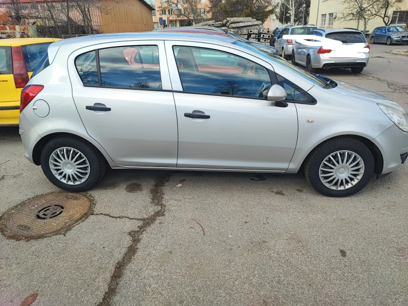 Opel Corsa, снимка 2 - Автомобили и джипове - 48863966