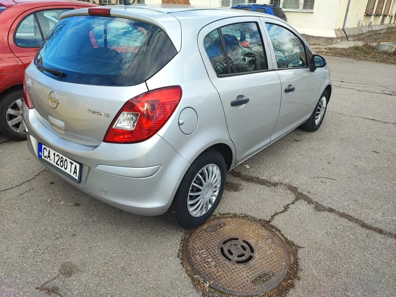 Opel Corsa, снимка 12 - Автомобили и джипове - 48863966