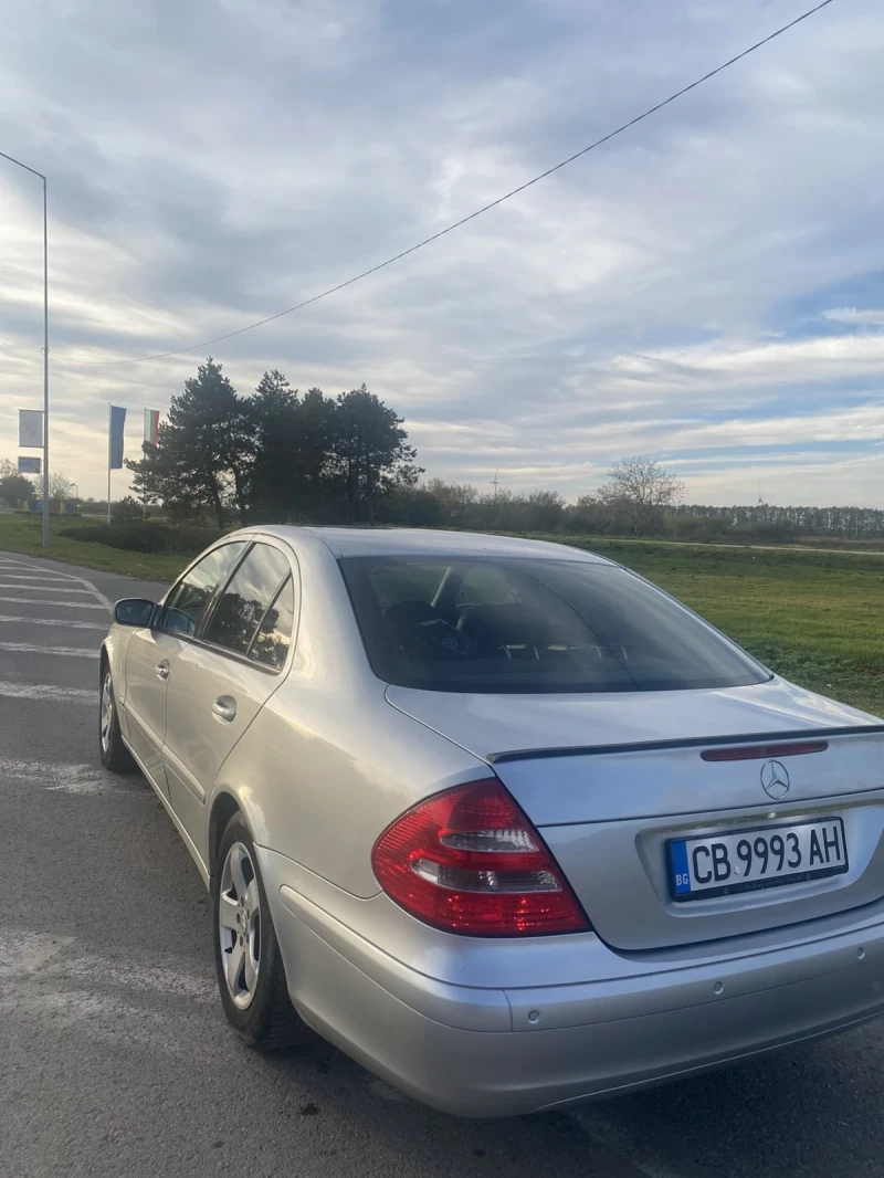 Mercedes-Benz E 200 1.8 komoressor газ/бензин, снимка 4 - Автомобили и джипове - 49452522