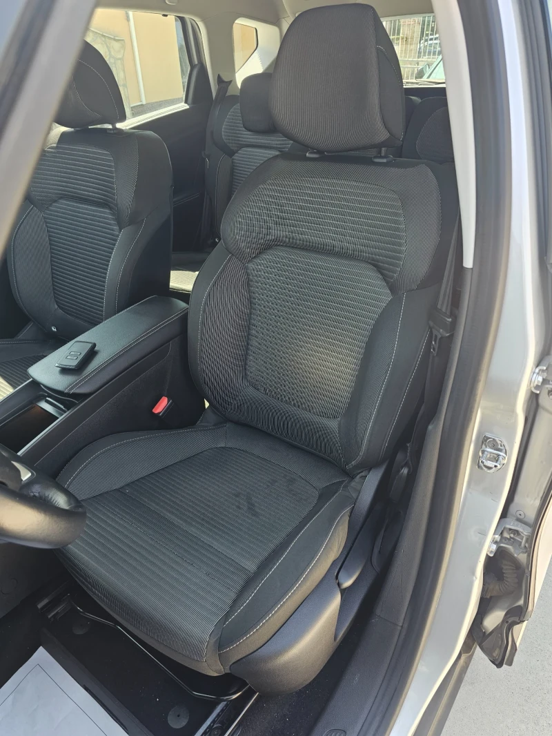 Renault Scenic 1.5dci.110k.c., снимка 13 - Автомобили и джипове - 50602031