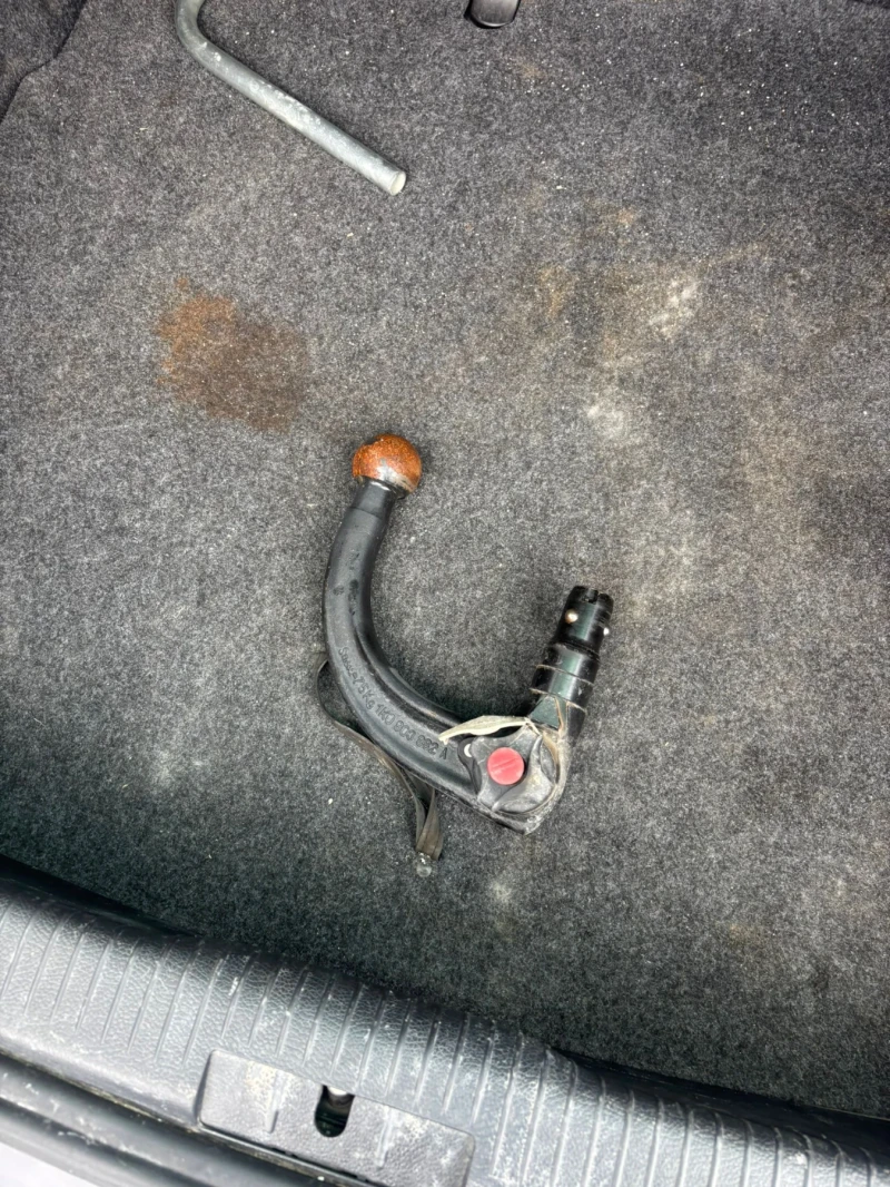 VW Golf, снимка 14 - Автомобили и джипове - 51397014