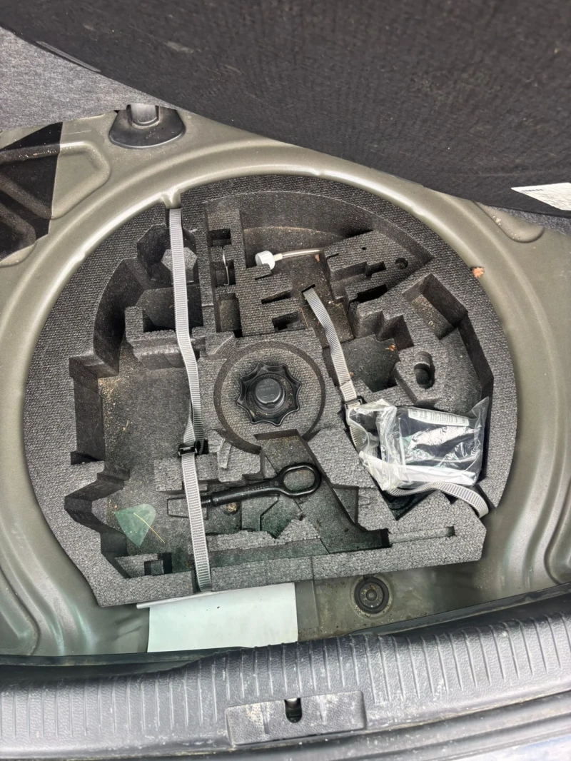 VW Golf, снимка 15 - Автомобили и джипове - 51397014