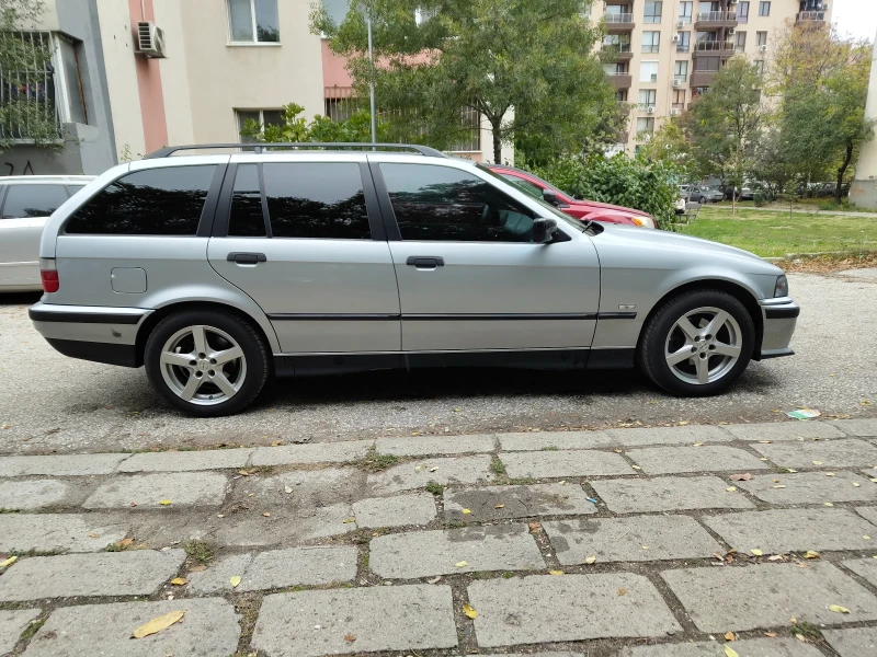 BMW 318, снимка 4 - Автомобили и джипове - 52188413