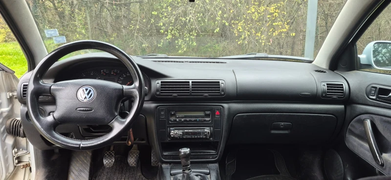 VW Passat 1.9 TDI AFN, снимка 6 - Автомобили и джипове - 52857421