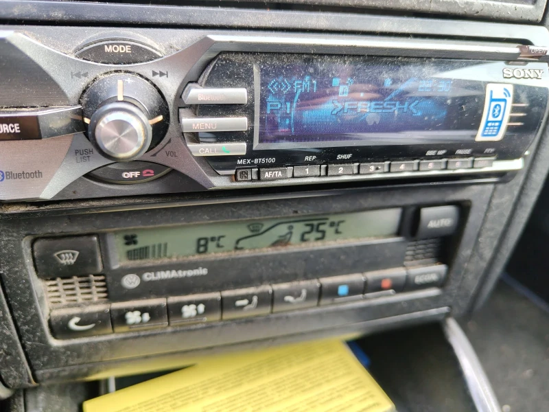 VW Golf 1.9 TDI 110к.с., снимка 10 - Автомобили и джипове - 53462624