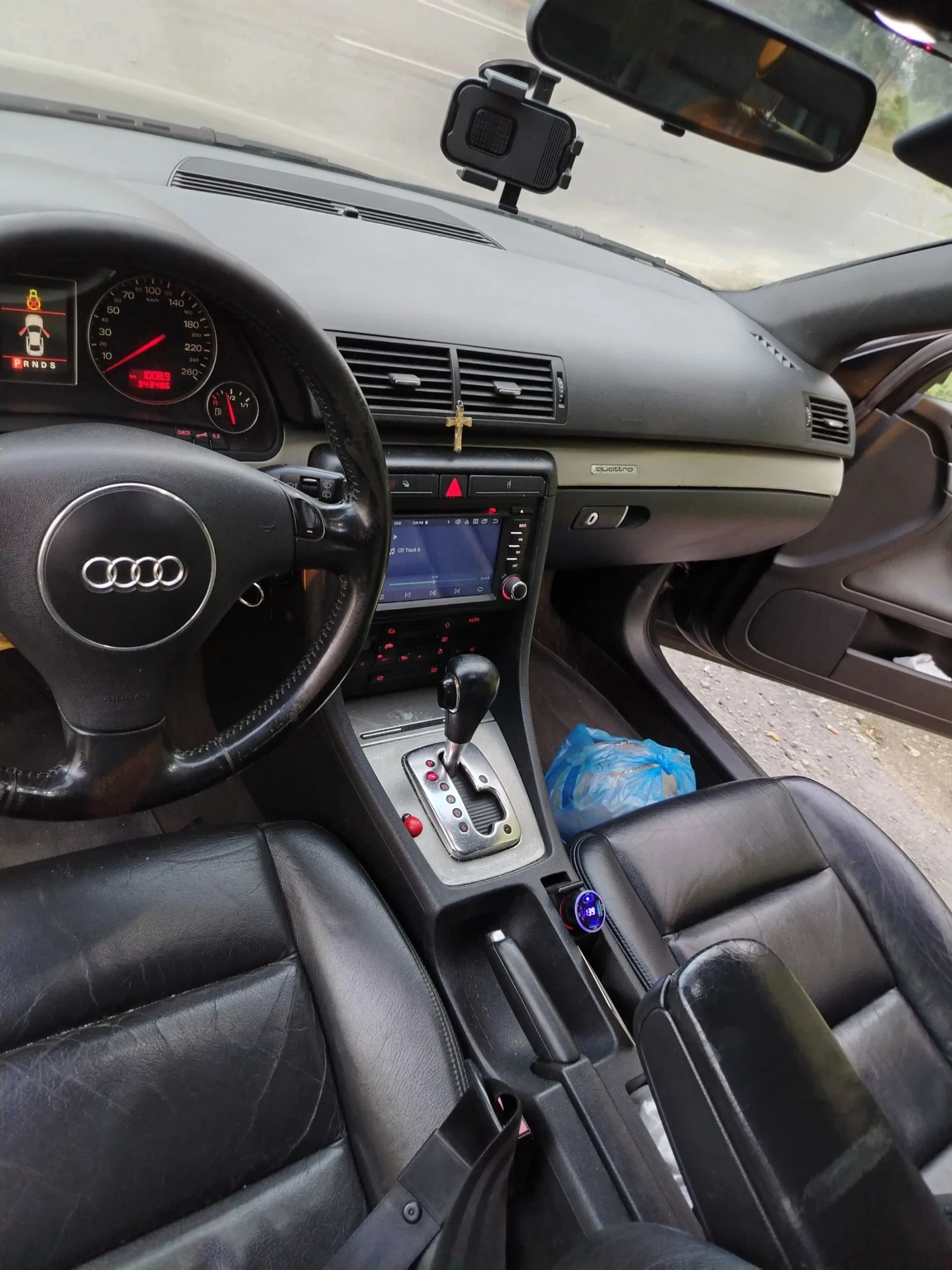 Audi A4 2.5 180 4х4 - изображение 5