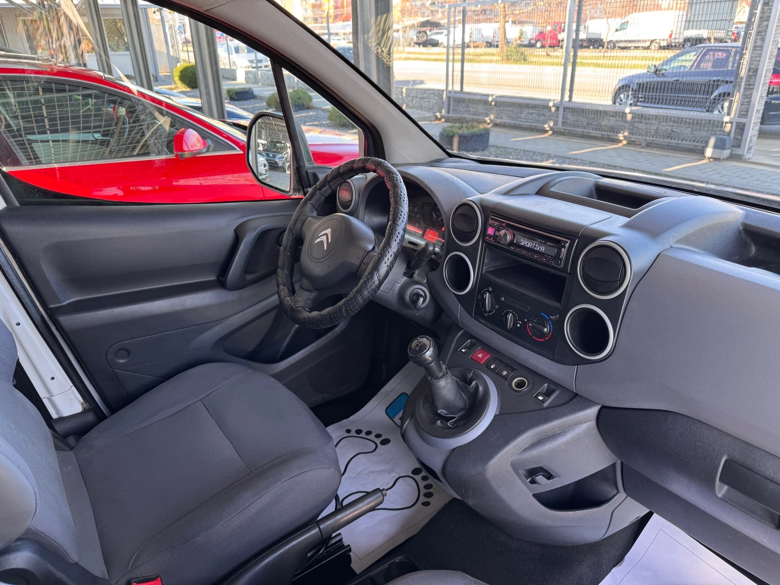 Citroen Berlingo 1.6HDI 75кс * ПЕРФЕКТЕН*  | Mobile.bg — изображение 11