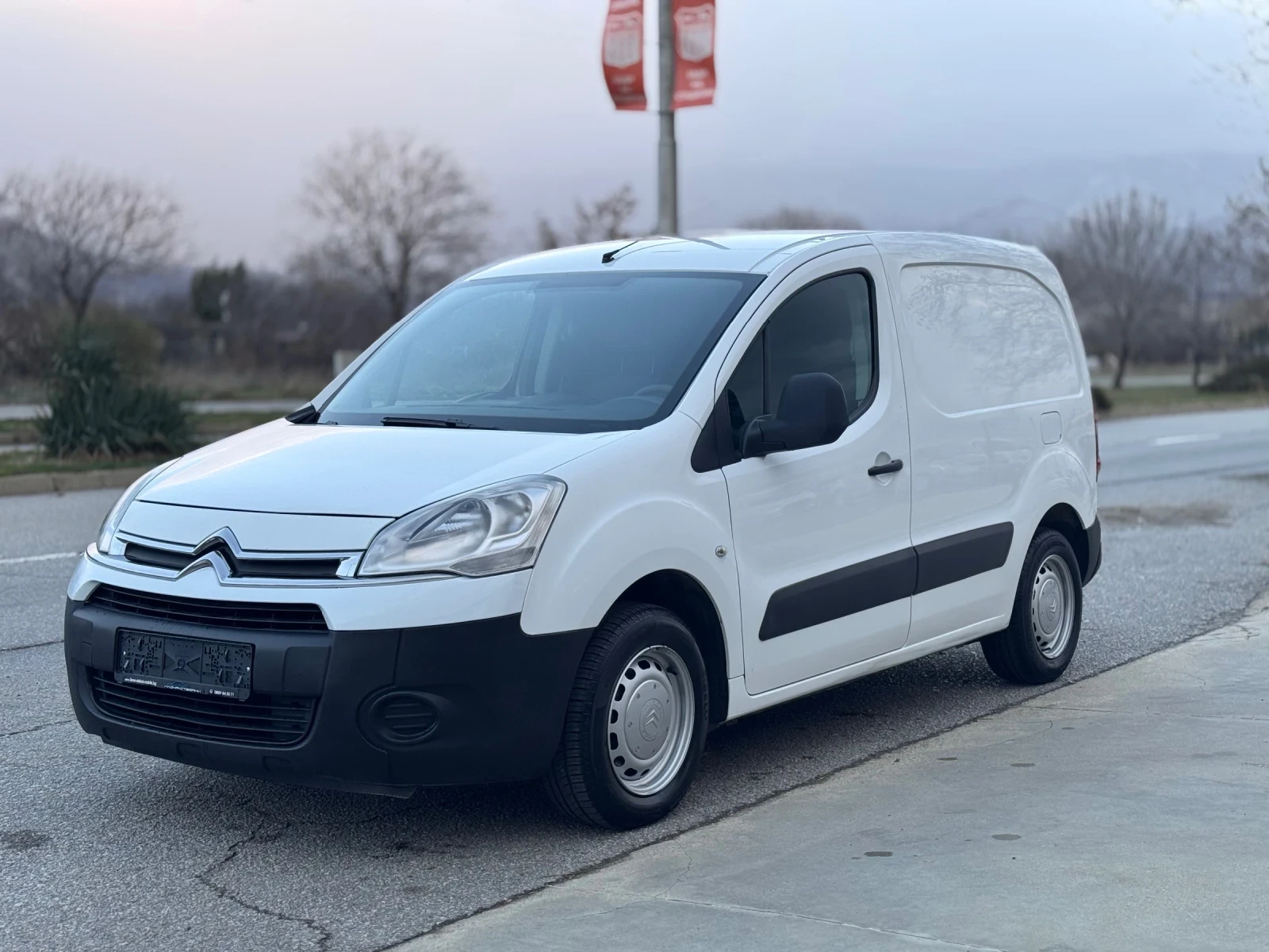 Citroen Berlingo 1.6HDI 75кс * ПЕРФЕКТЕН*  | Mobile.bg — изображение 1