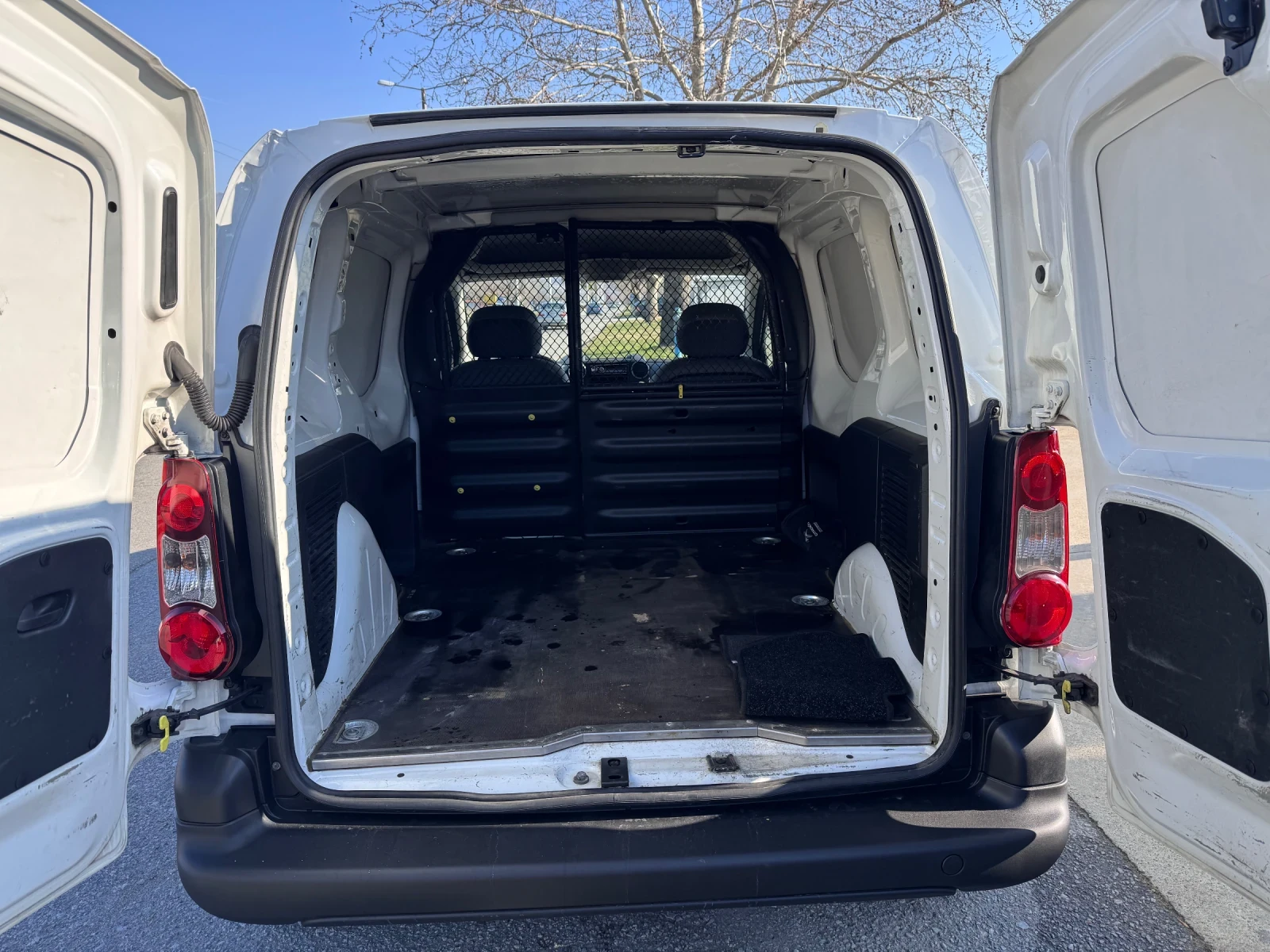 Citroen Berlingo 1.6HDI 75кс * ПЕРФЕКТЕН*  | Mobile.bg — изображение 12