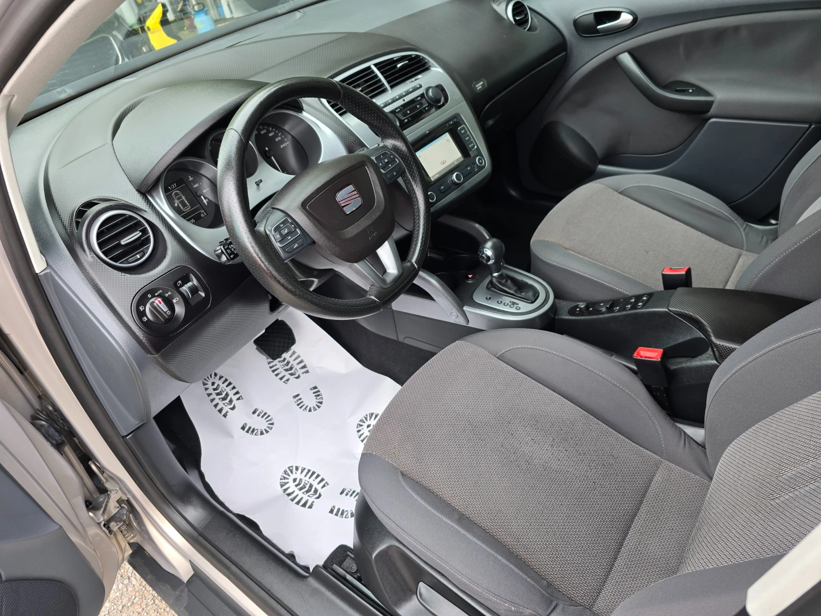Seat Altea 2.0TDi-Automatic = Xenon, Navi - изображение 8