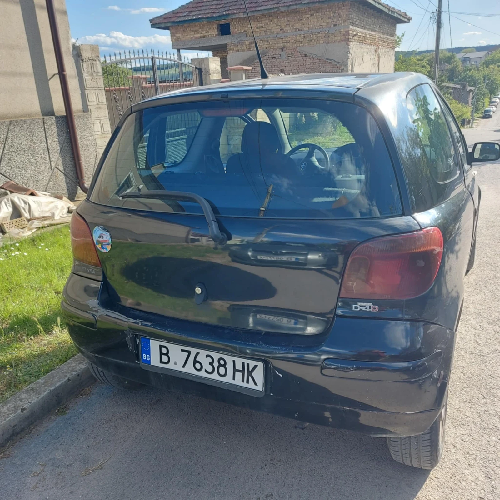 Toyota Yaris  - изображение 8