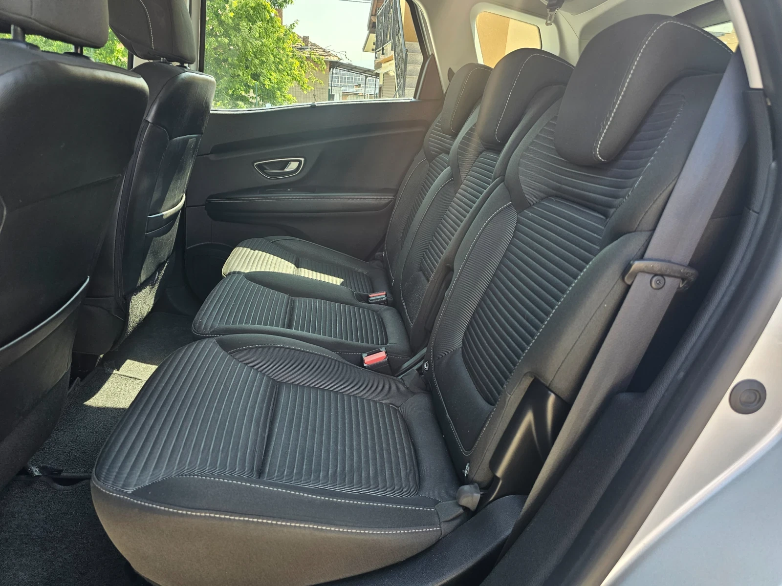 Renault Scenic 1.5dci.110k.c. | Mobile.bg — изображение 14