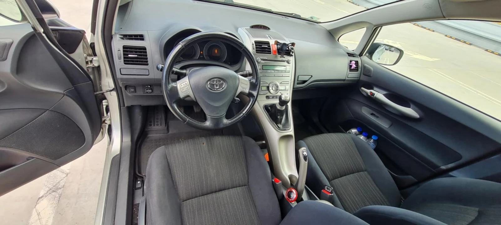 Toyota Auris 1.6 vvti - изображение 9