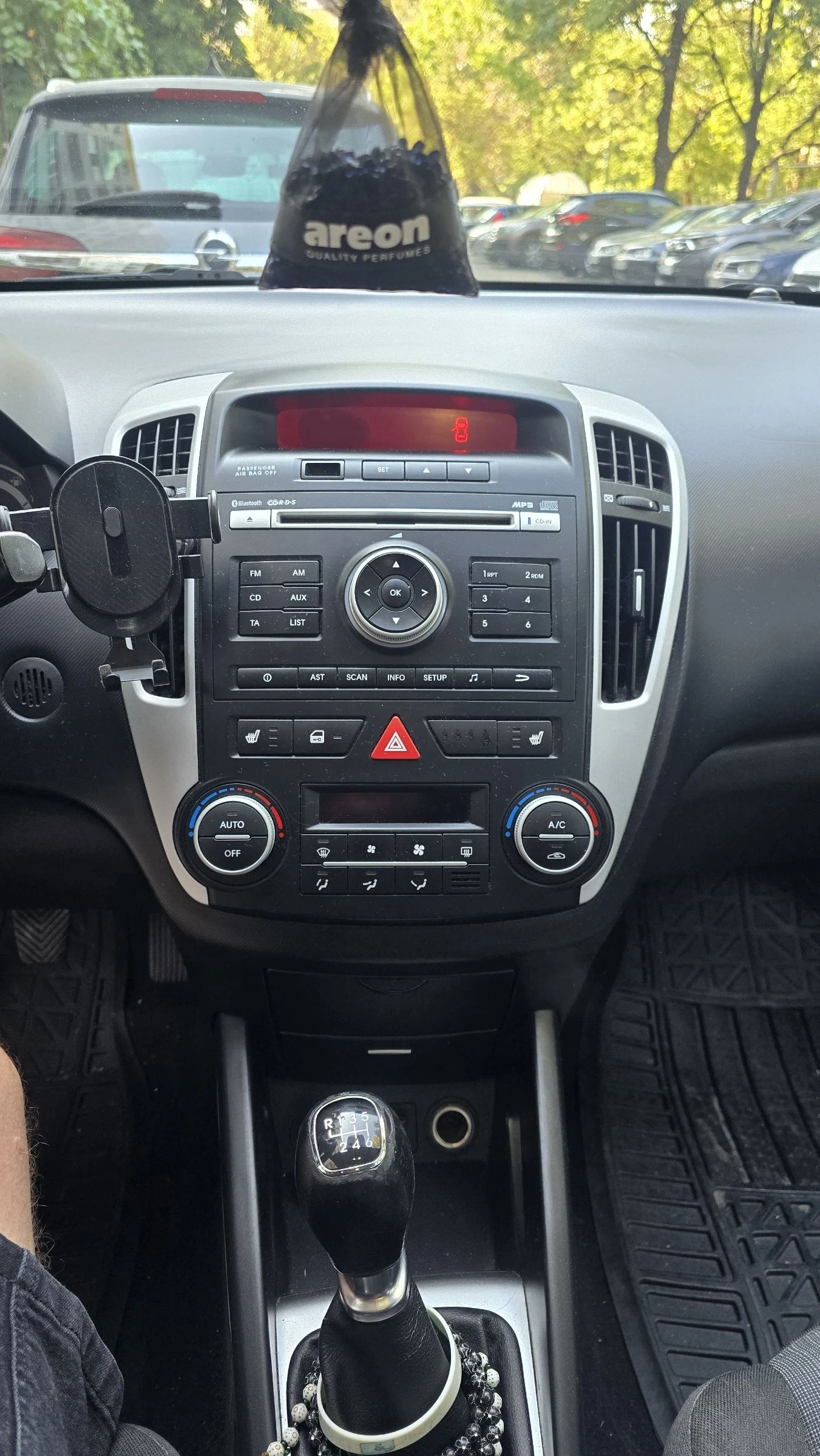 Kia Ceed 1.6 CRDI - изображение 8