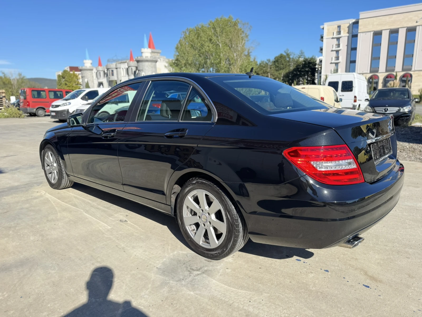 Mercedes-Benz C 220 Пълна Сервизна История - изображение 5
