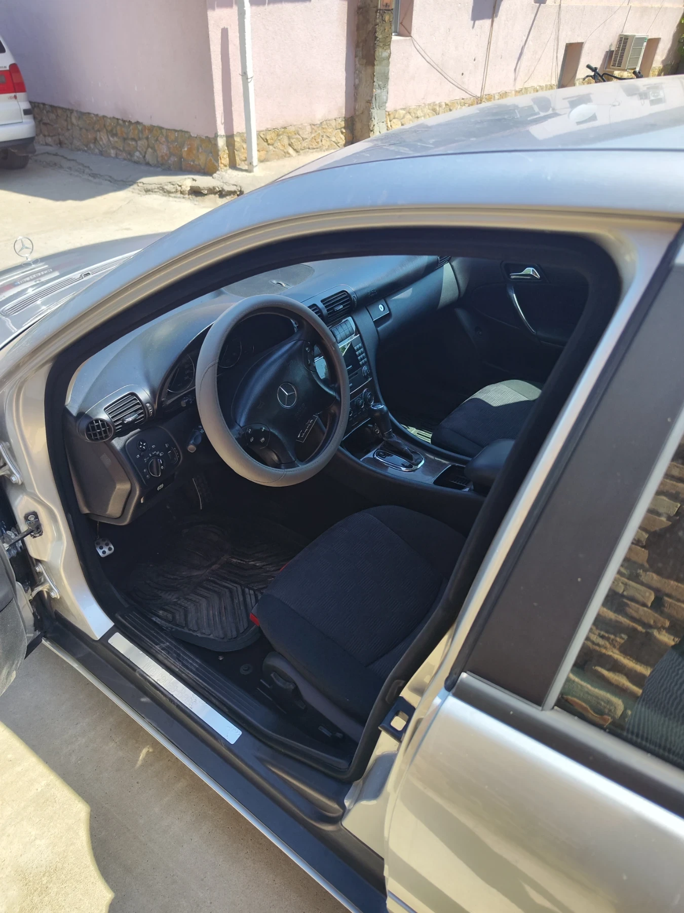 Mercedes-Benz C 220  - изображение 2