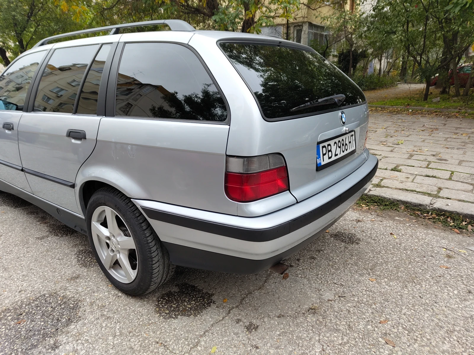 BMW 318  - изображение 8