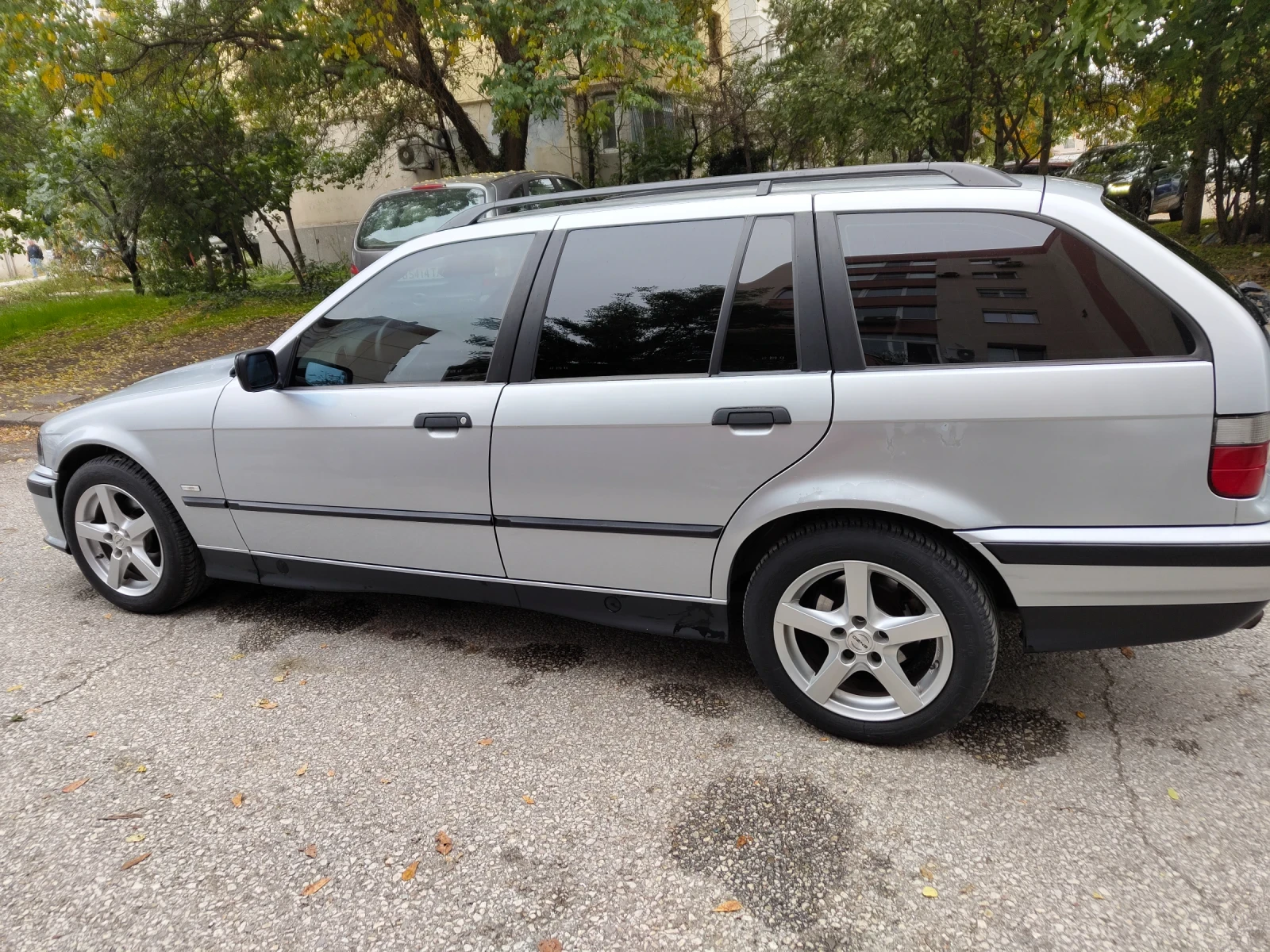 BMW 318  - изображение 6