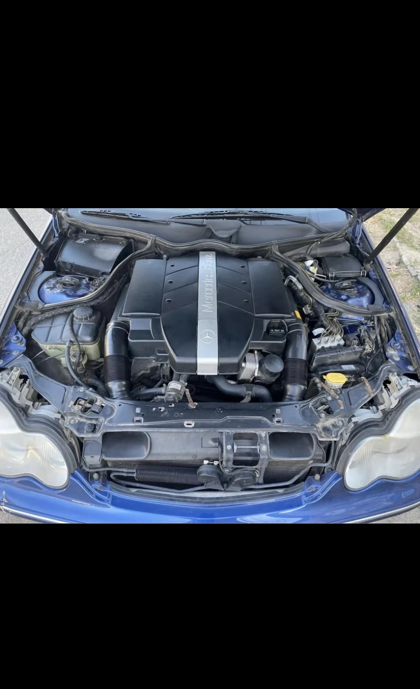 Mercedes-Benz C 320  - изображение 4