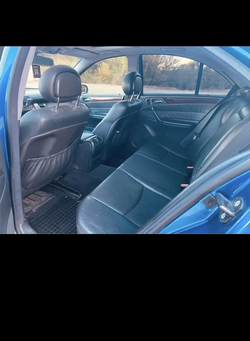 Mercedes-Benz C 320  - изображение 5