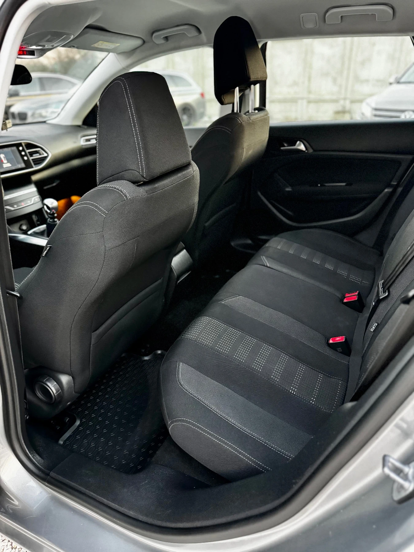 Peugeot 308 Allure 1.6 E-HDI 120 коня - изображение 10