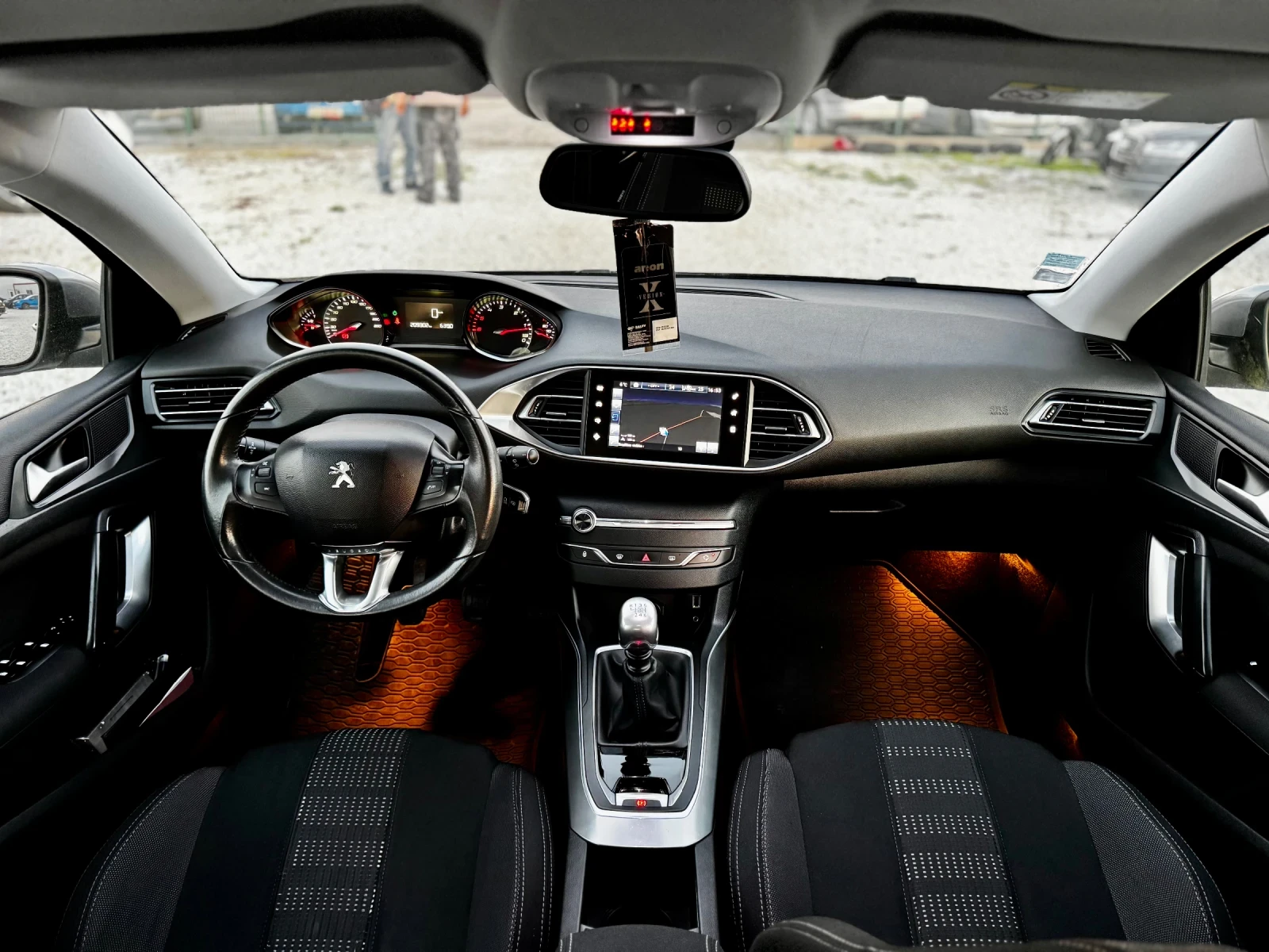 Peugeot 308 Allure 1.6 E-HDI 120 коня - изображение 9