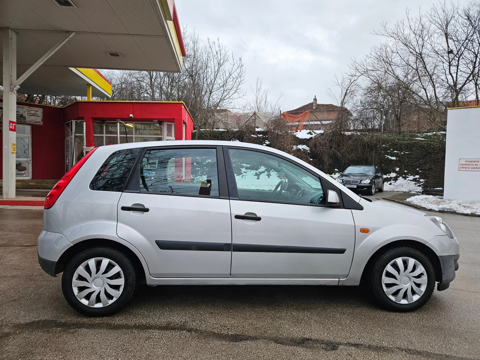 Ford Fiesta 1.3, 70к.с., 129х.км.!!! - изображение 4