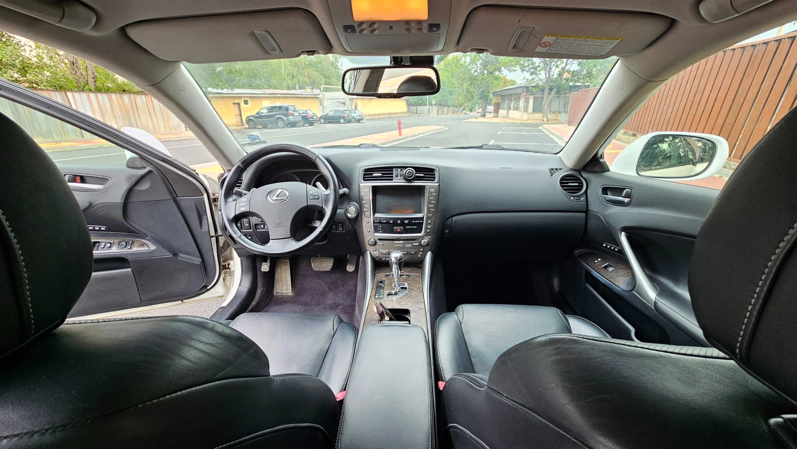 Lexus IS 250, снимка 14 - Автомобили и джипове - 54005659