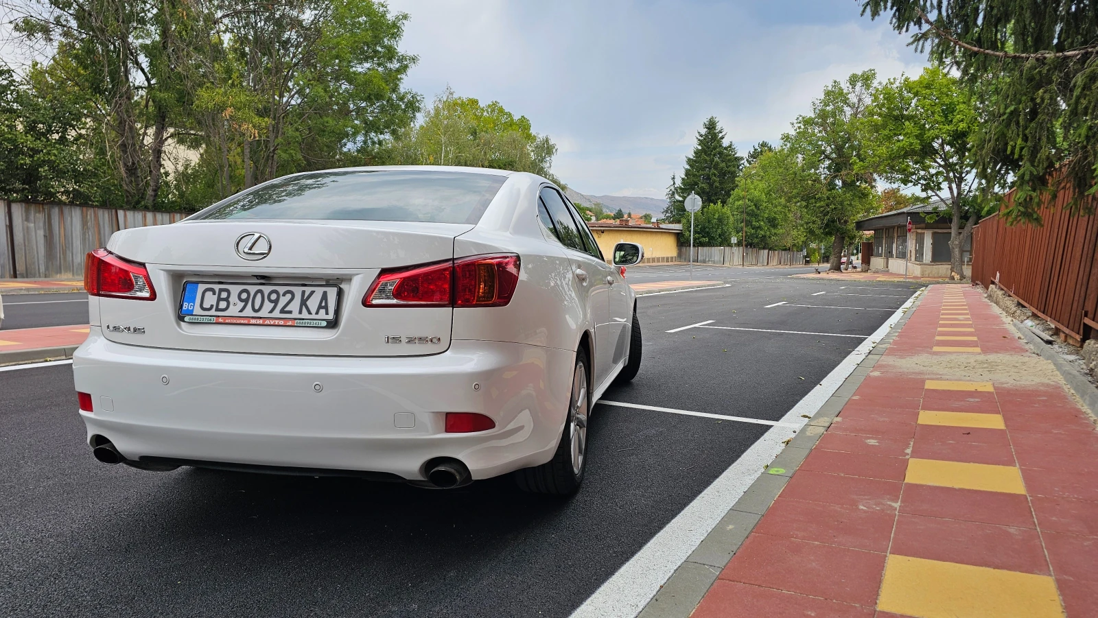 Lexus IS 250, снимка 4 - Автомобили и джипове - 54005659