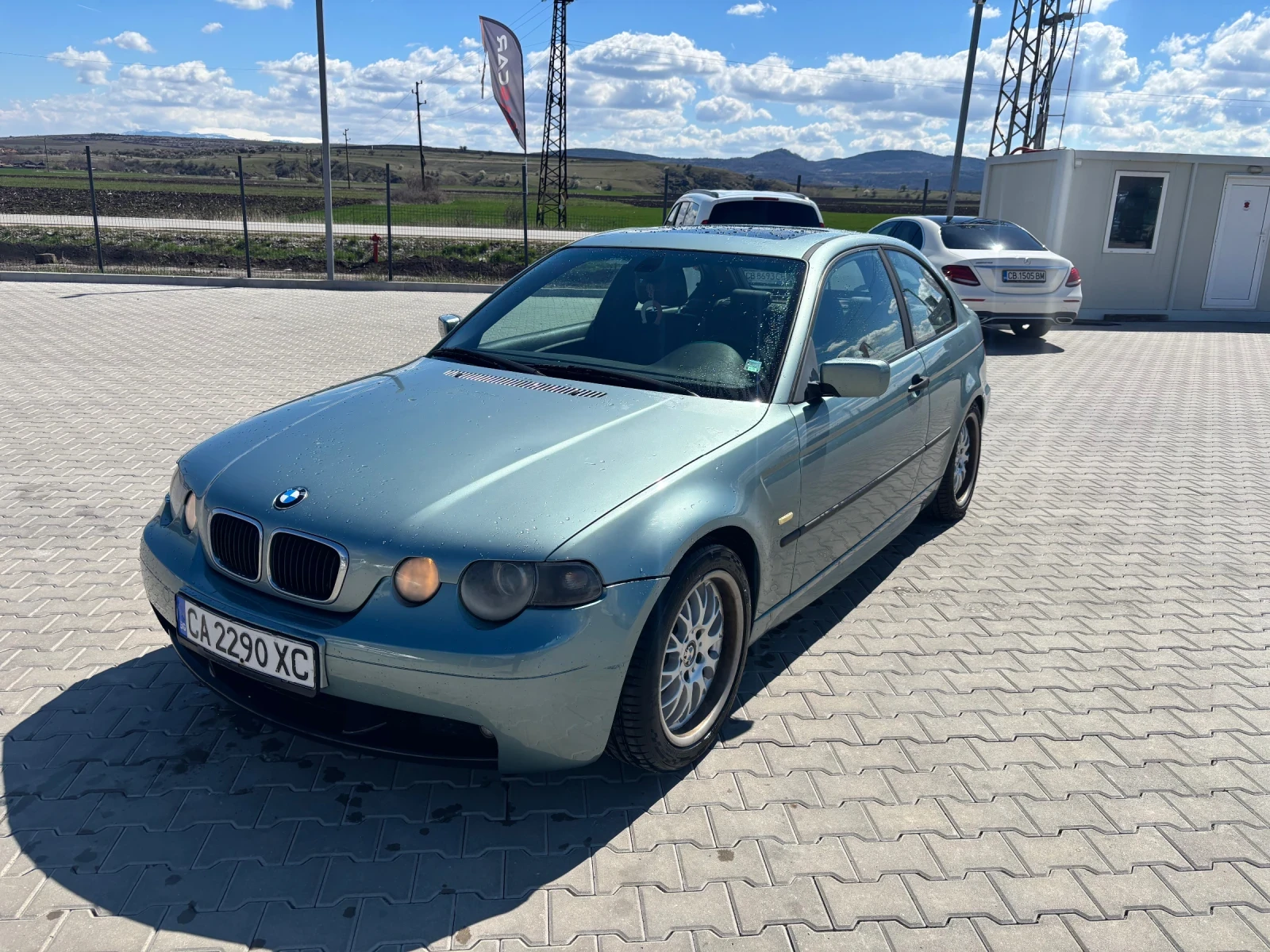 BMW 320 Compact, снимка 7 - Автомобили и джипове - 54211713